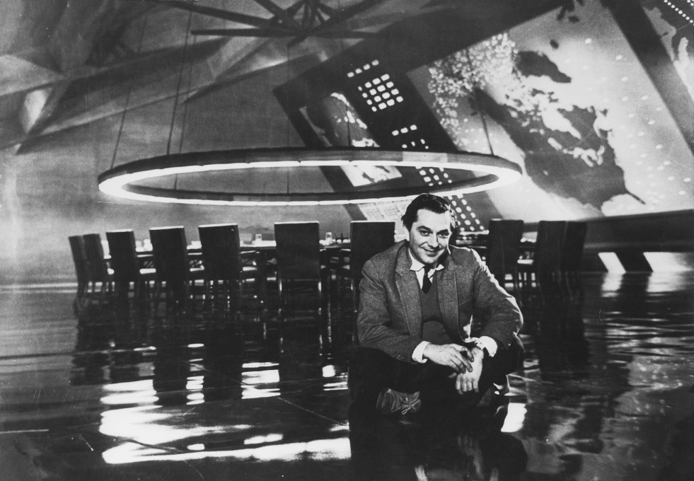 ... and back in 1964 in his legendary set of the War Room for Kubrick&rsquo;s &ldquo;Dr. Strangelove&rdquo;. (GB/USA 1964, Photo &copy; with thanks to the SK Film Archives LLC, Warner Bros. and University of the Arts London)